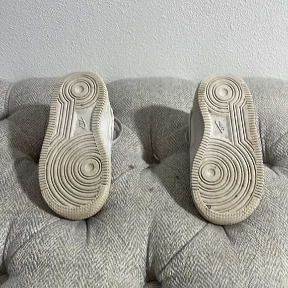 Nike white, blue, red size 7c - Picture 5 of 5